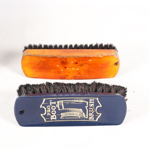 Esquire Shoe Shine Care Wood Chest Box Shoe Polish Kit Foot Rest w/ Brushes - Picture 10 of 14